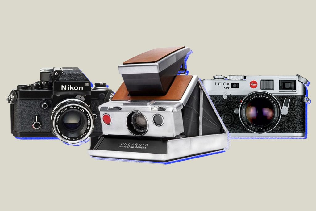“Vintage Cameras: Capturing Memories on Print”